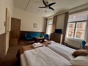 apartments embassy by lh