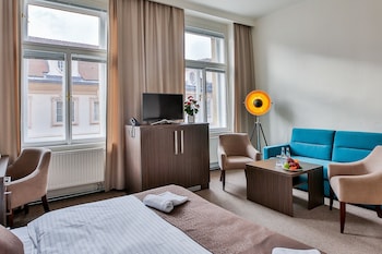 apartments embassy by lh