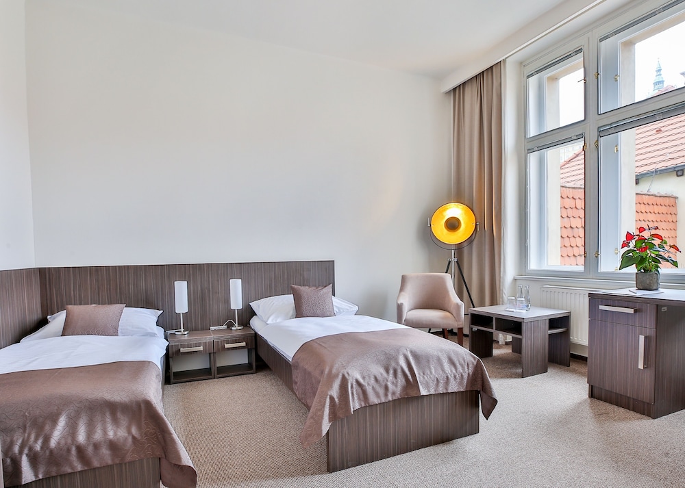 apartments embassy by lh