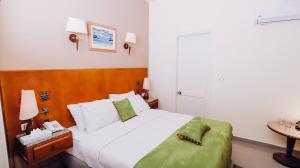 Florida Hotel North Coast,,3 star