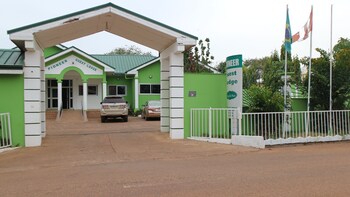 pioneer guest lodge