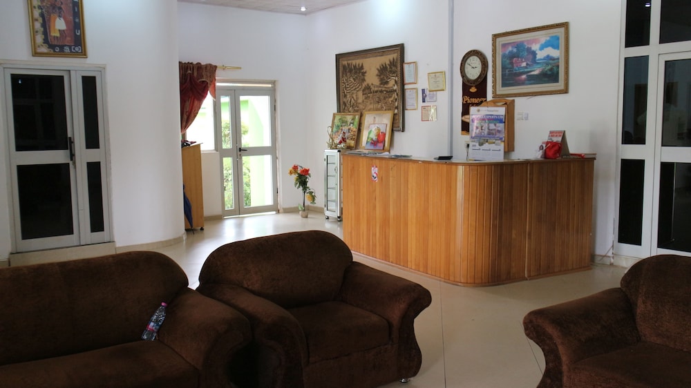 pioneer guest lodge