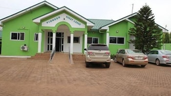 pioneer guest lodge