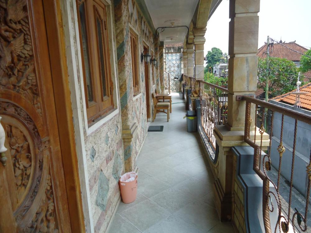 the reinhold guesthouse bali