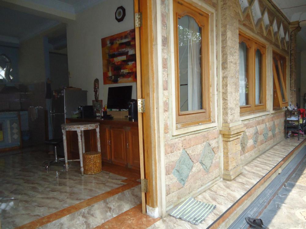 the reinhold guesthouse bali
