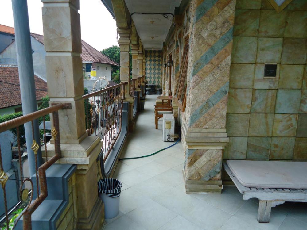 the reinhold guesthouse bali
