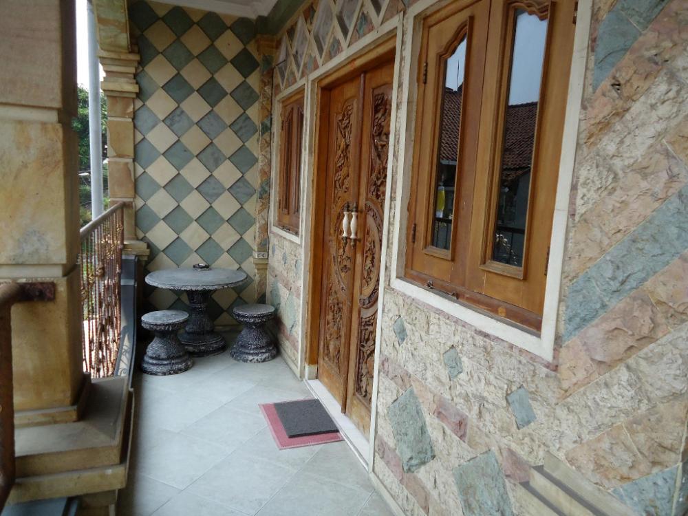 the reinhold guesthouse bali