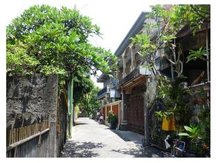the reinhold guesthouse bali