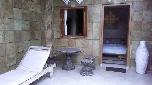 the reinhold guesthouse bali