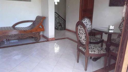 the reinhold guesthouse bali