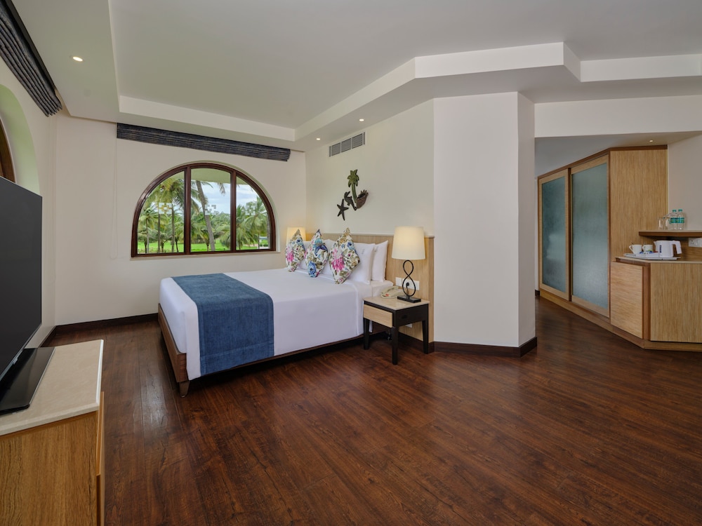 holiday inn resort goa an ihg hotel