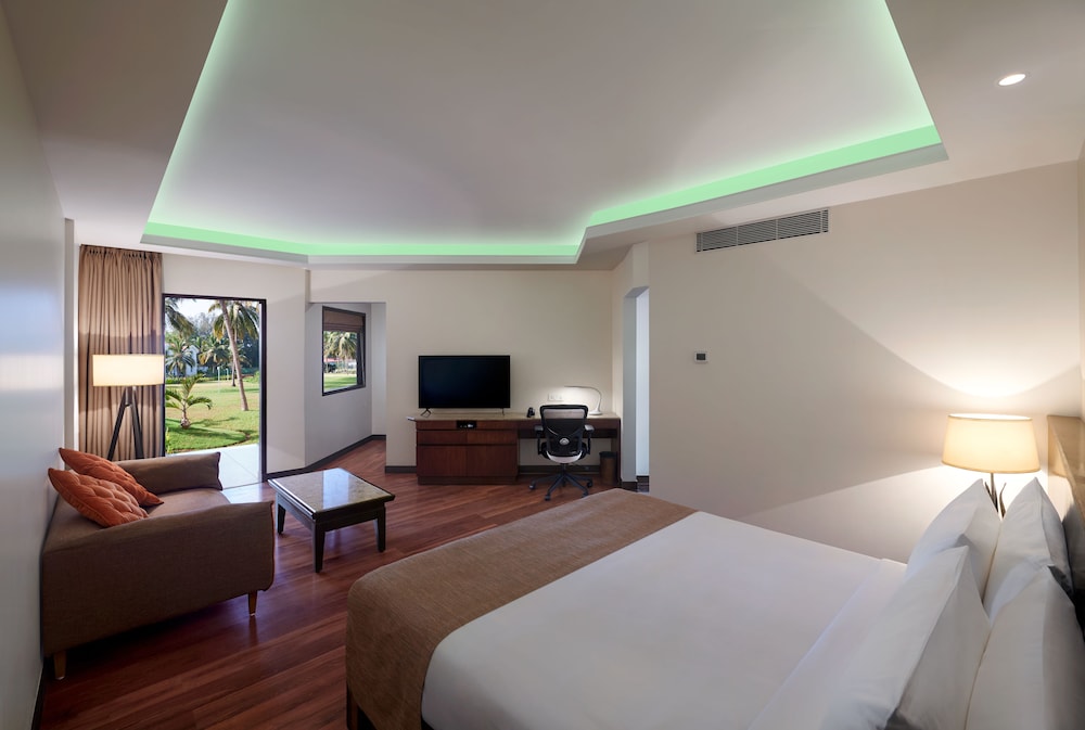 holiday inn resort goa an ihg hotel