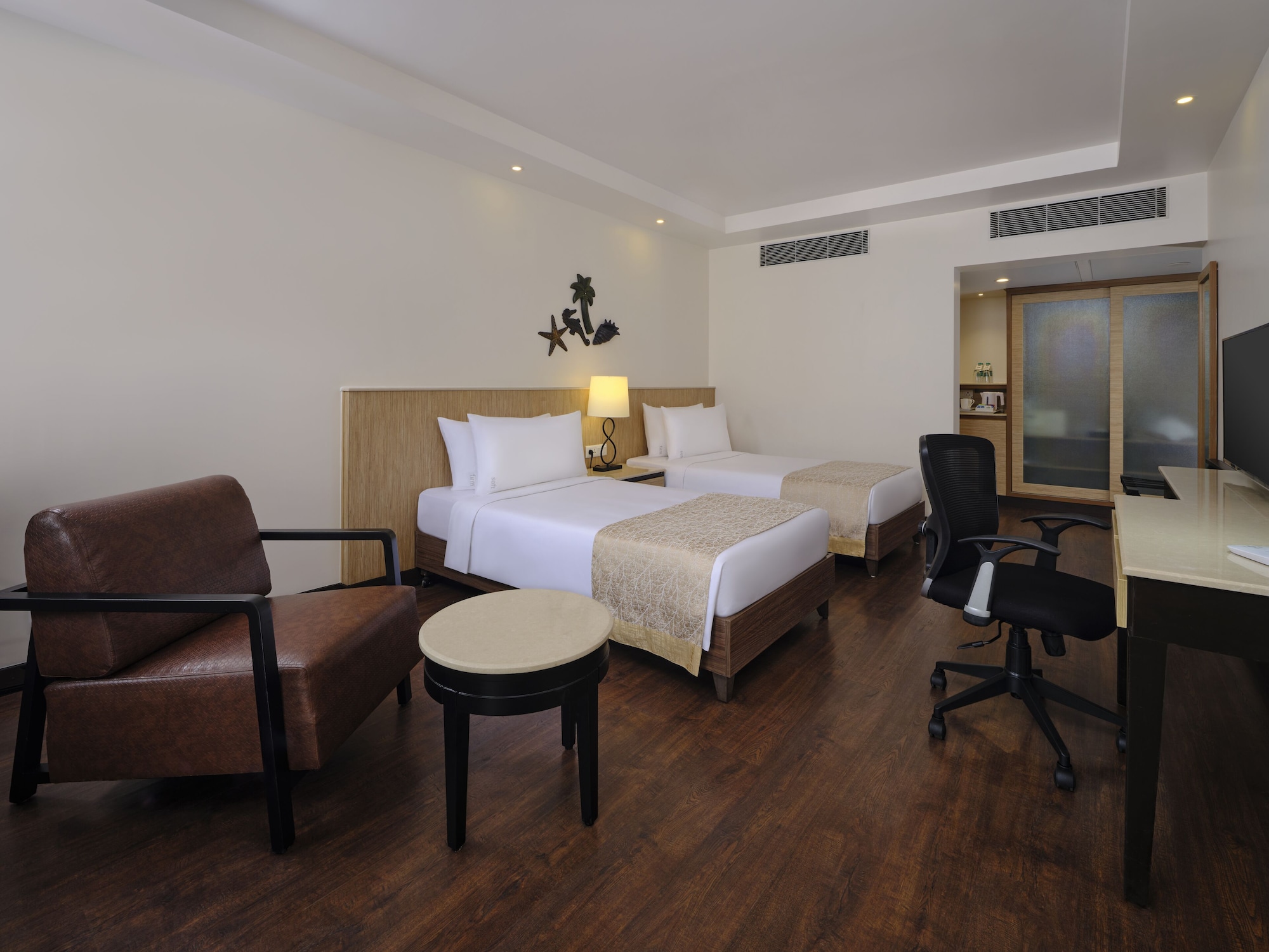 holiday inn resort goa an ihg hotel