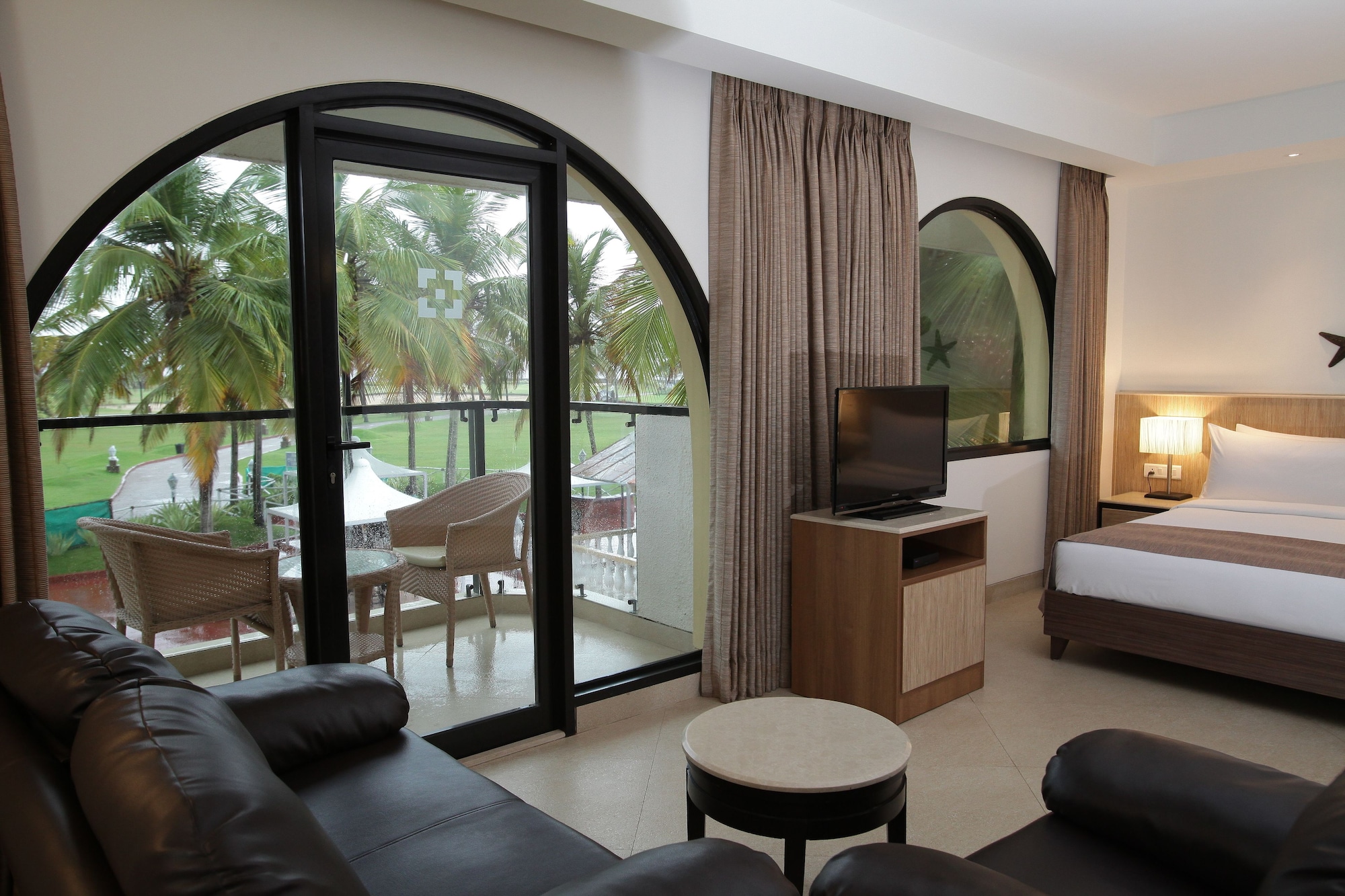 holiday inn resort goa an ihg hotel