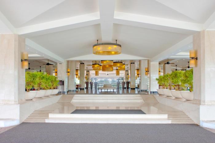 holiday inn resort goa an ihg hotel