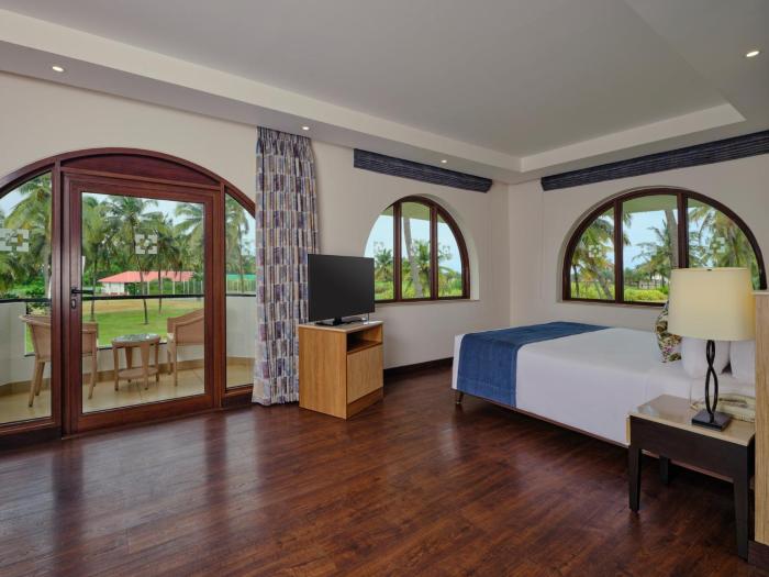 holiday inn resort goa an ihg hotel
