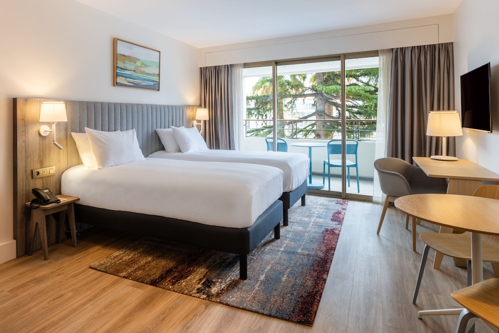 staybridge suites cannes centre by ihg
