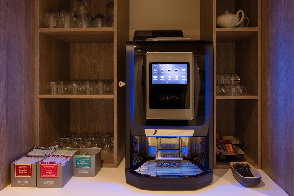 staybridge suites cannes centre by ihg