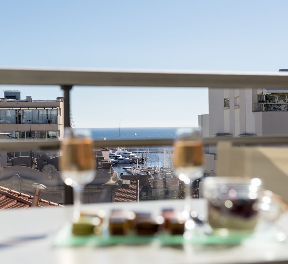 staybridge suites cannes centre by ihg