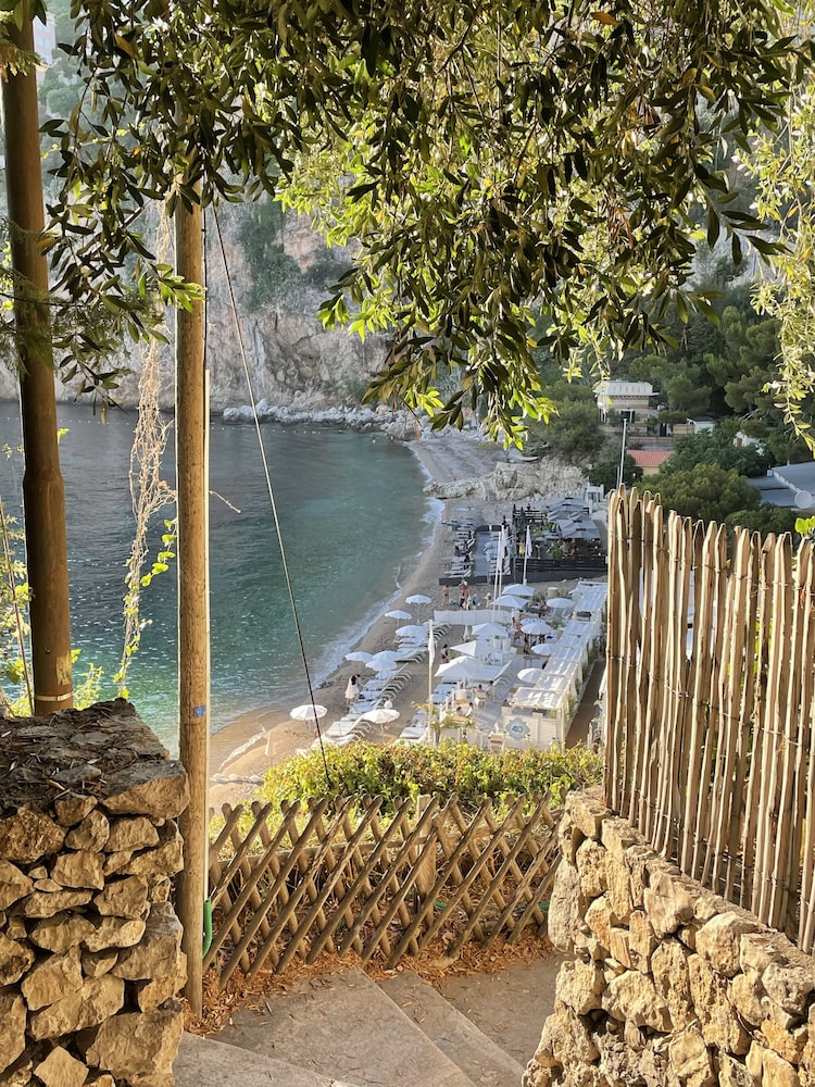 hotel normandy