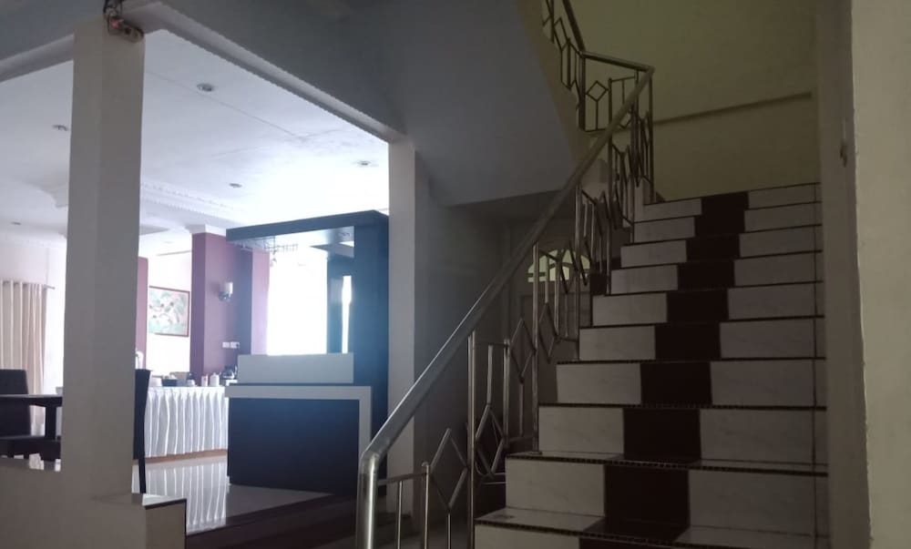 hotel monika