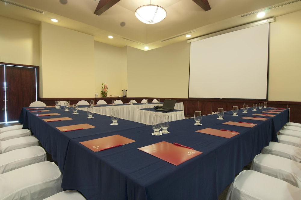 fiesta inn ecatepec