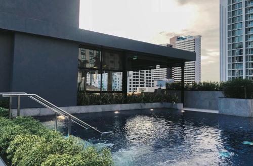 eleven hotel bangkok