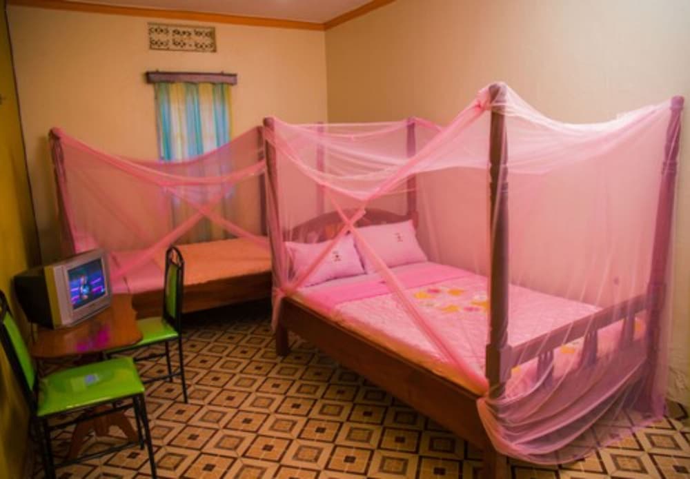 merona hotel