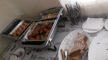 Bayan Hotel,In Yumbe,2.5 star