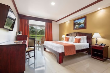 hotel magic mountain spa and conference center