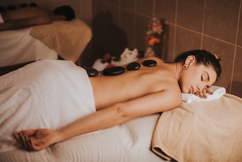 hotel magic mountain spa and conference center