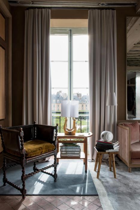 cour des vosges evok collection