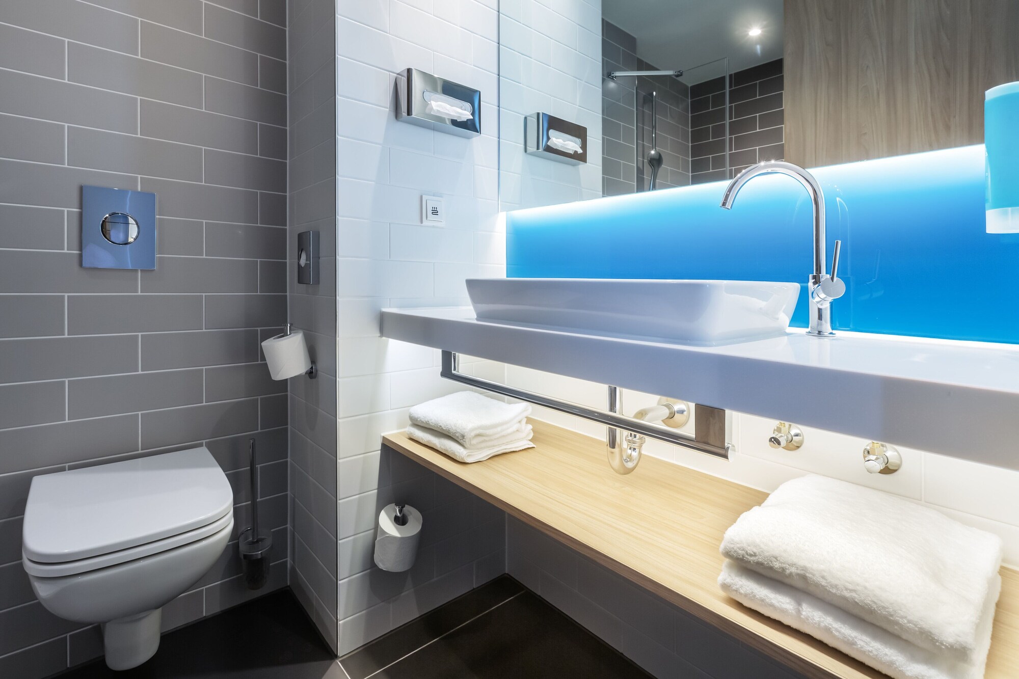 holiday inn express erlangen an ihg hotel