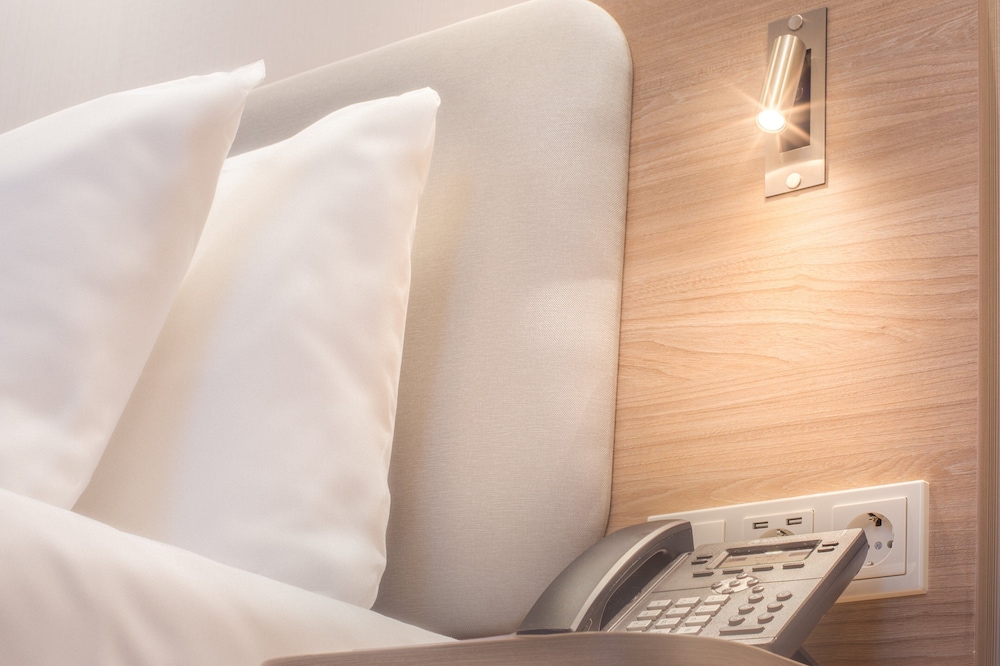 holiday inn express erlangen an ihg hotel