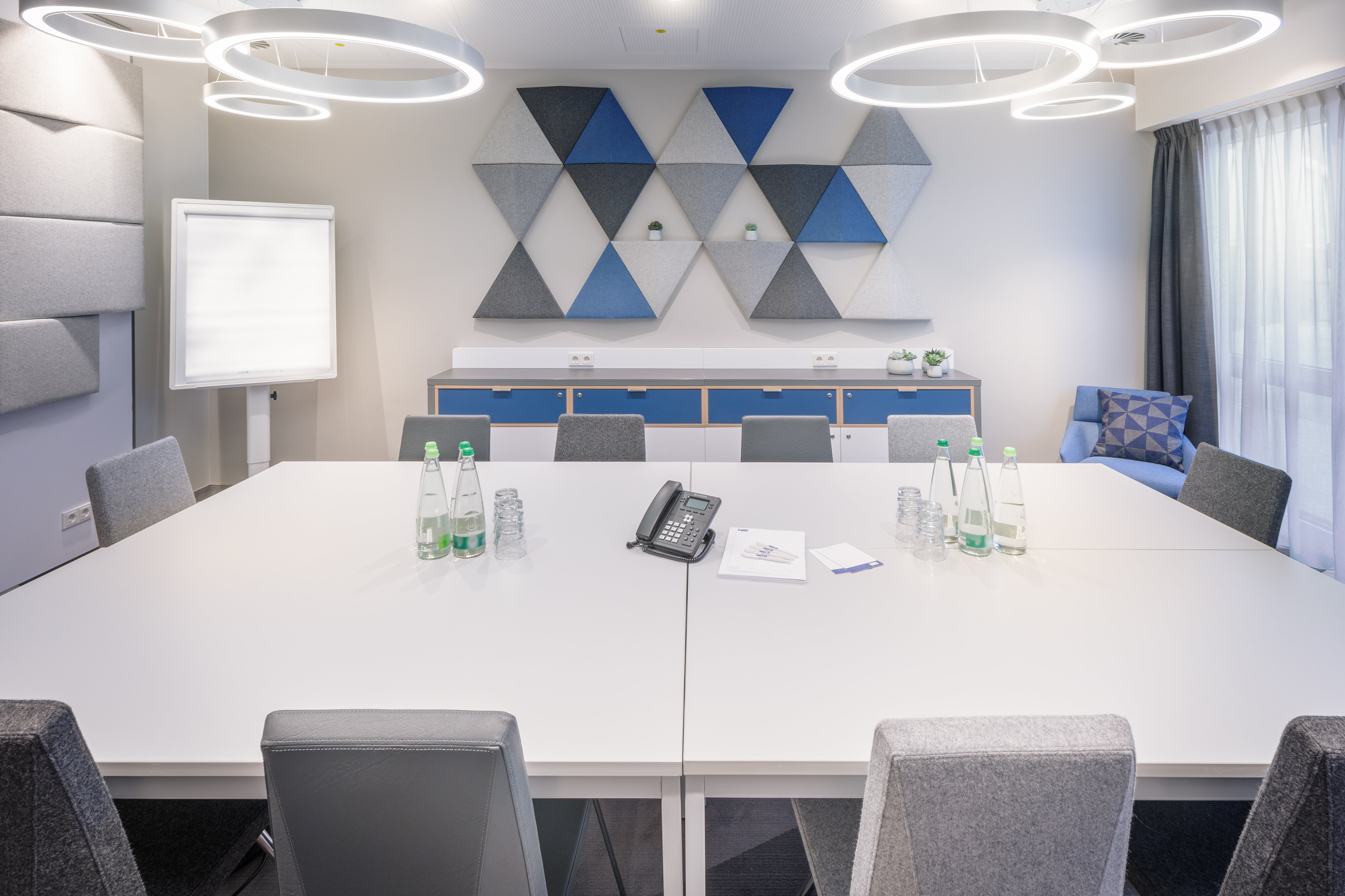 holiday inn express erlangen an ihg hotel