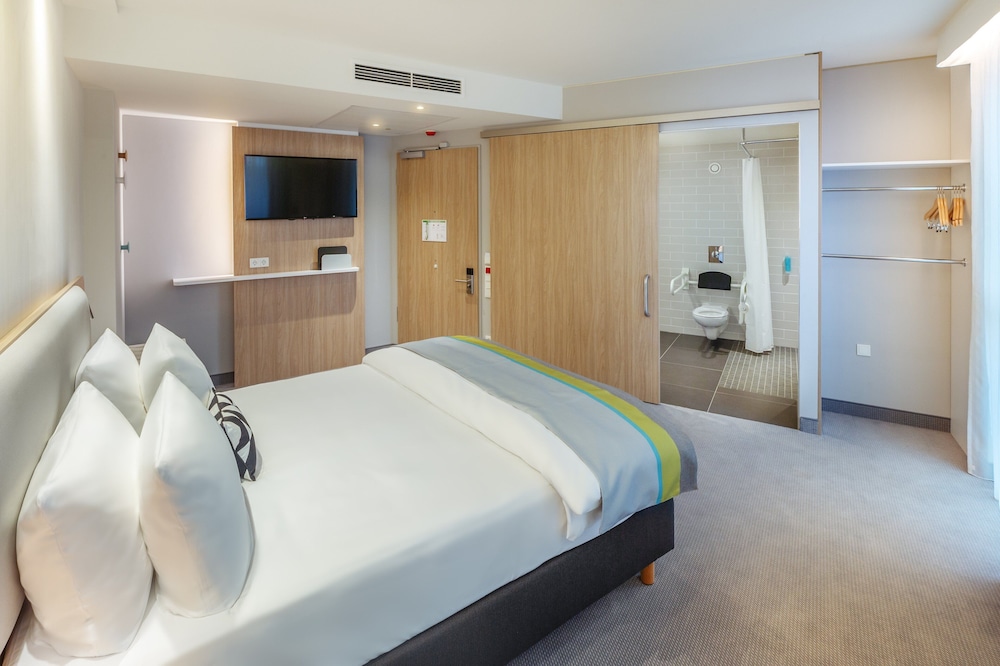 holiday inn express erlangen an ihg hotel