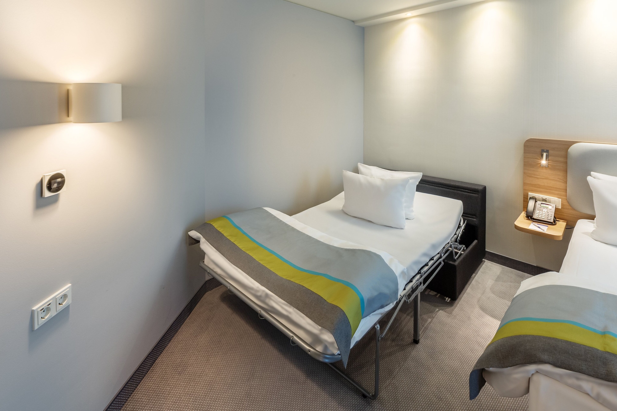 holiday inn express erlangen an ihg hotel