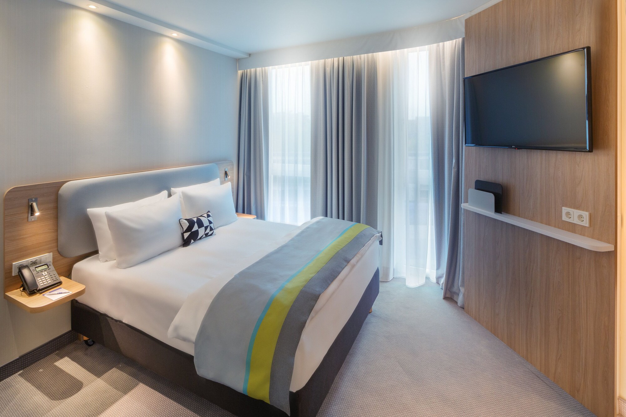 holiday inn express erlangen an ihg hotel