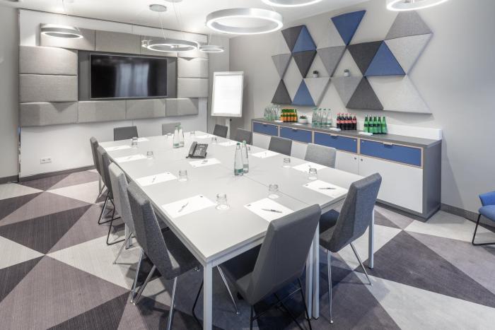 holiday inn express erlangen an ihg hotel