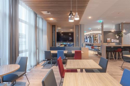 holiday inn express erlangen an ihg hotel
