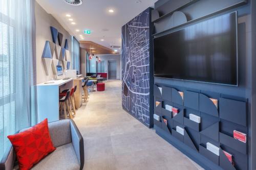 holiday inn express erlangen an ihg hotel