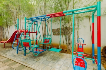 urbanest inn house slipi