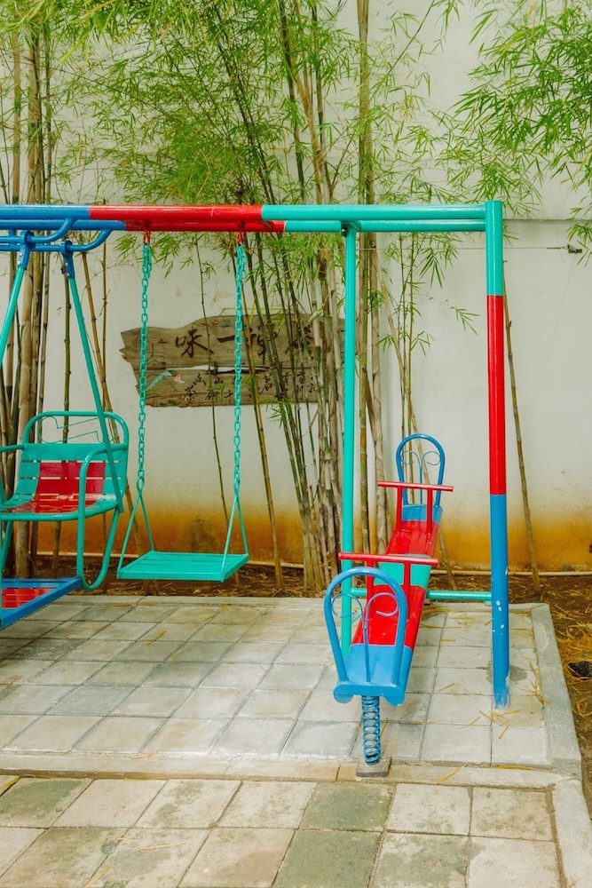 urbanest inn house slipi