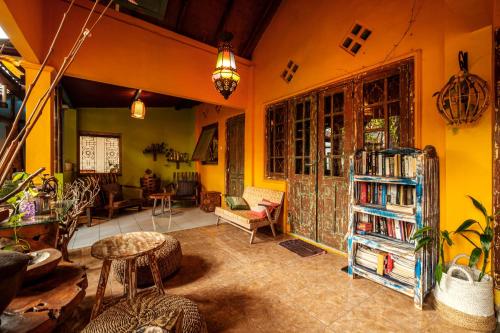 nextdoor homestay