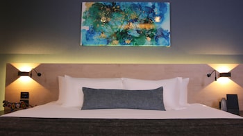 quartz hotel and spa