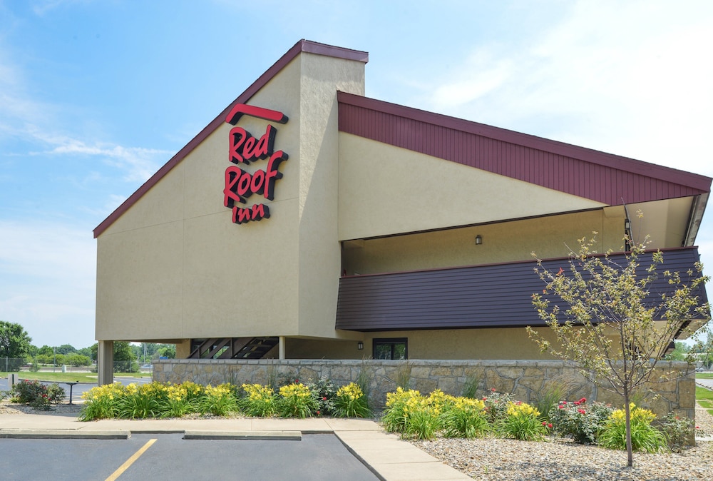 red roof inn champaign university