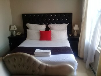 kakwele lodge and tours