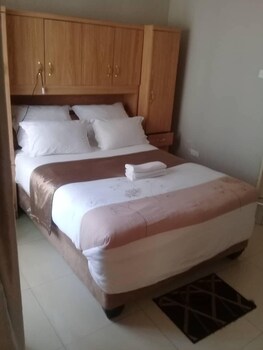 kakwele lodge and tours