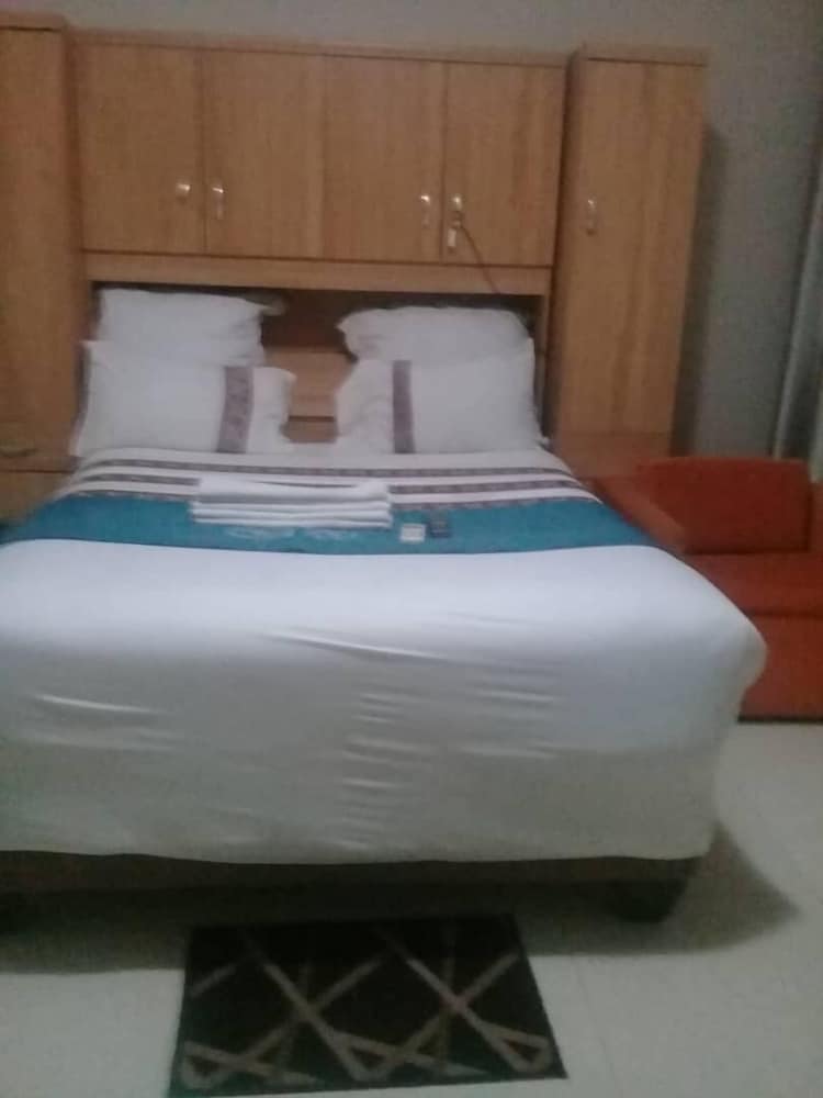 kakwele lodge and tours