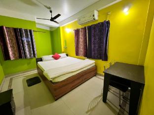 radha rani lodge
